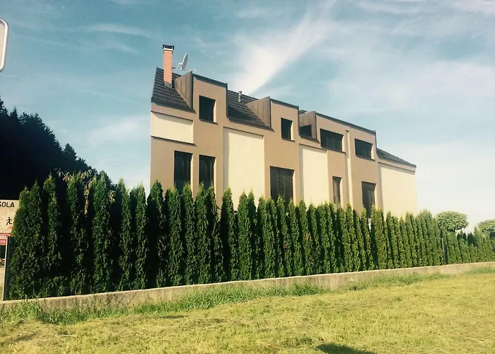 Sandra's House Bed & Breakfast *