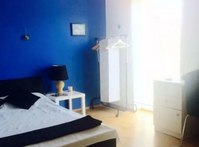 Sandra's House Nočitev z zajtrkom